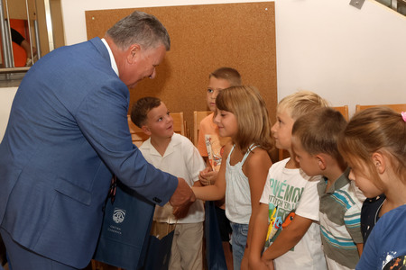PRVI ŠOLSKI DAN RAKEK 22 FOTO LJUBO VUKELIČ